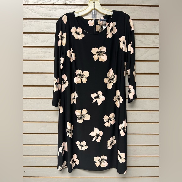 Tommy Hilfiger Dresses & Skirts - Tommy Hilfiger Black Dress with Pink Floral Design